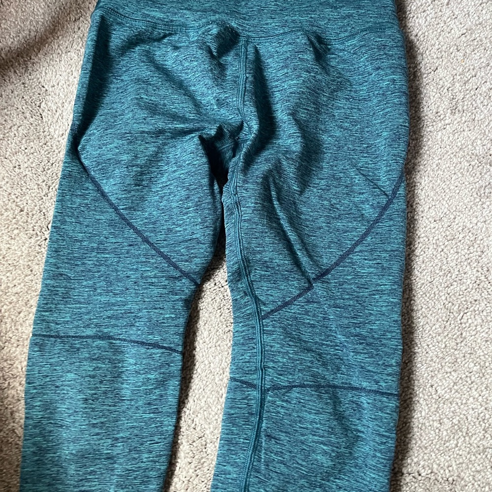 Alphalete Leggings small